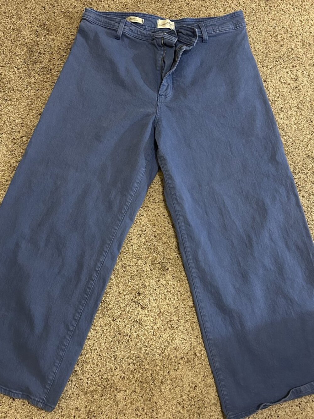 Universal Thread Wid-Legged Blue Jeans